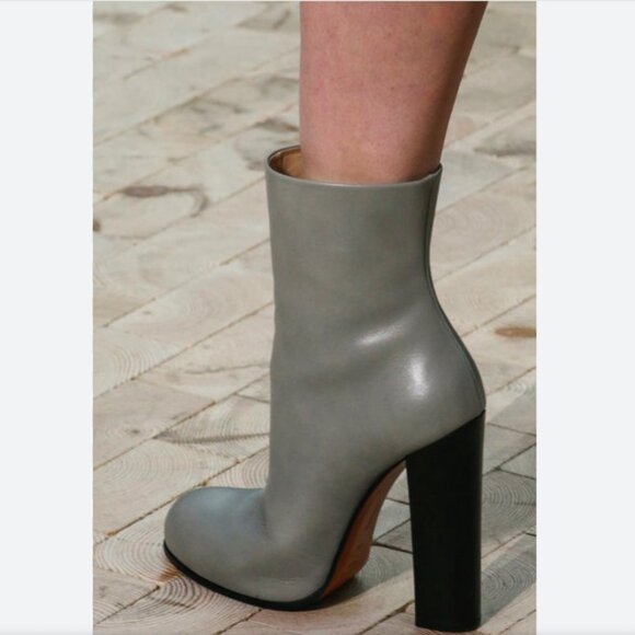 Straight off the Celine Phoebe Philo runway!!  Grey boots, 35.5 - Picture 1 of 13